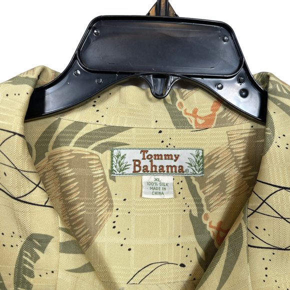 Tommy Bahama Silk Hawaiian Button Front Shirt Mens XL Tiki Short Sleeve - Picture 3 of 10